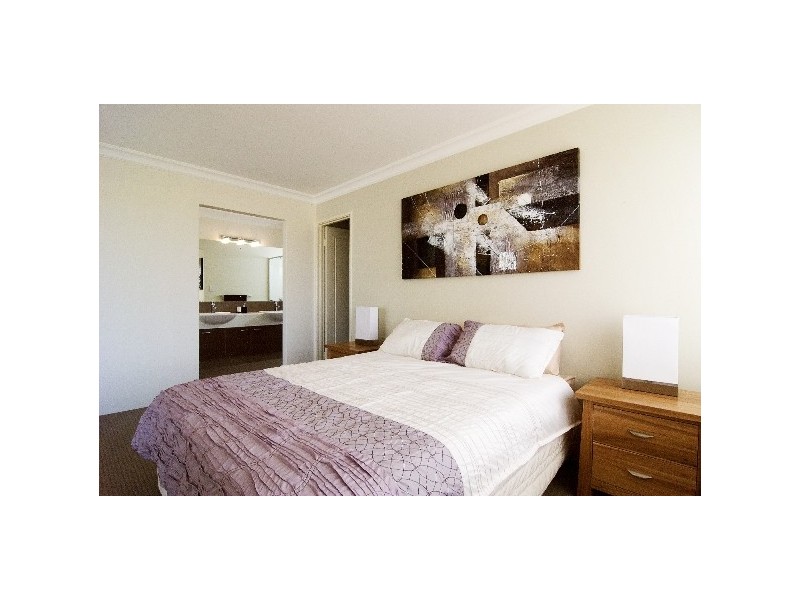 27 Cohen Vista, Lakelands WA 6180