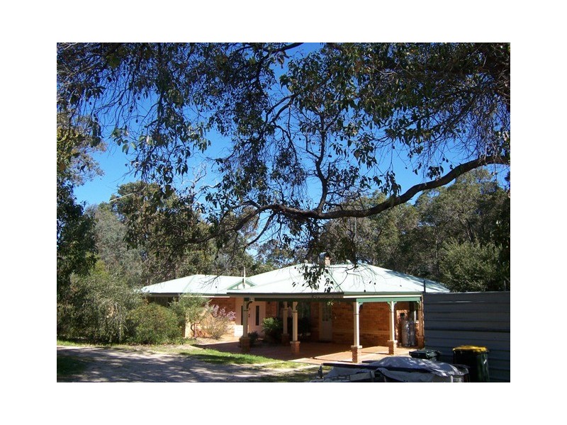 23 Summerhill Drive, Stake Hill WA 6181