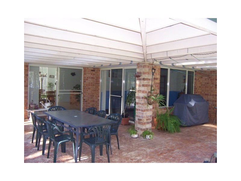 23 Summerhill Drive, Stake Hill WA 6181