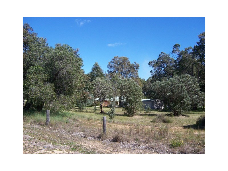 23 Summerhill Drive, Stake Hill WA 6181
