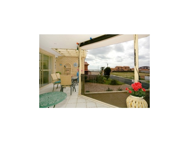 5a Adonis Road, Silver Sands WA 6210