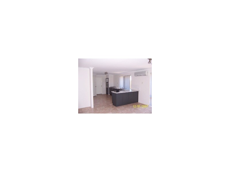 85 Hudson Drive, Dudley Park WA 6210