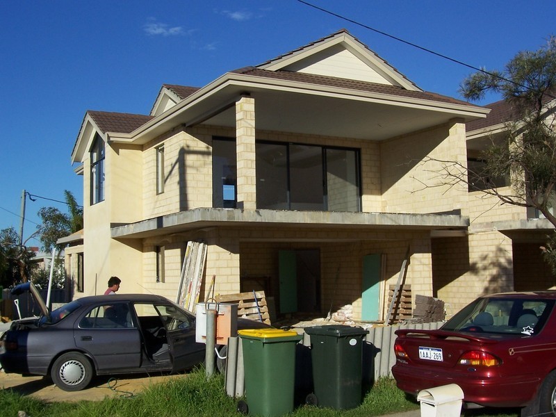 Unit 2, 27 Cooper Street, Mandurah WA 6210