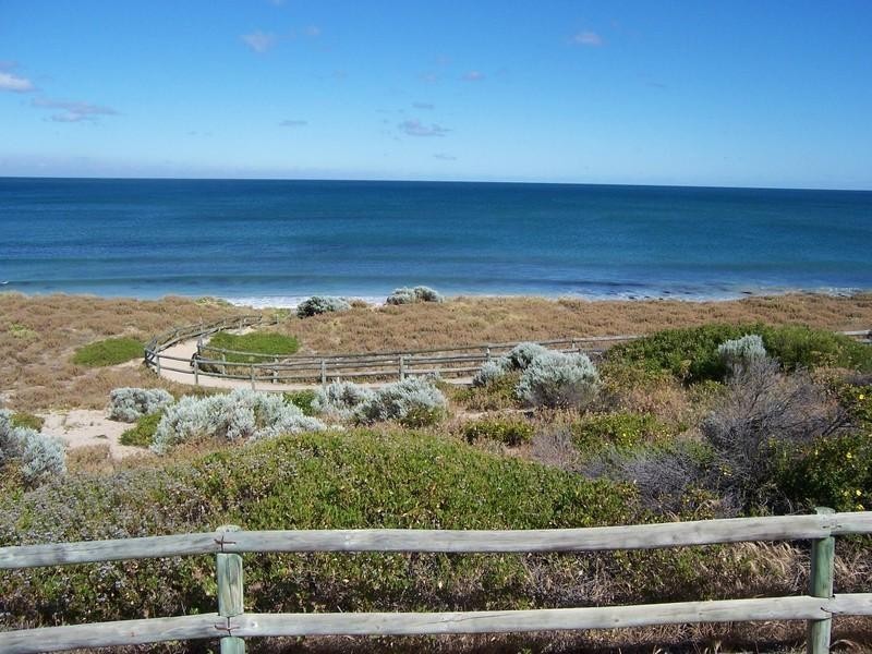 31 Caravel Way, Halls Head WA 6210