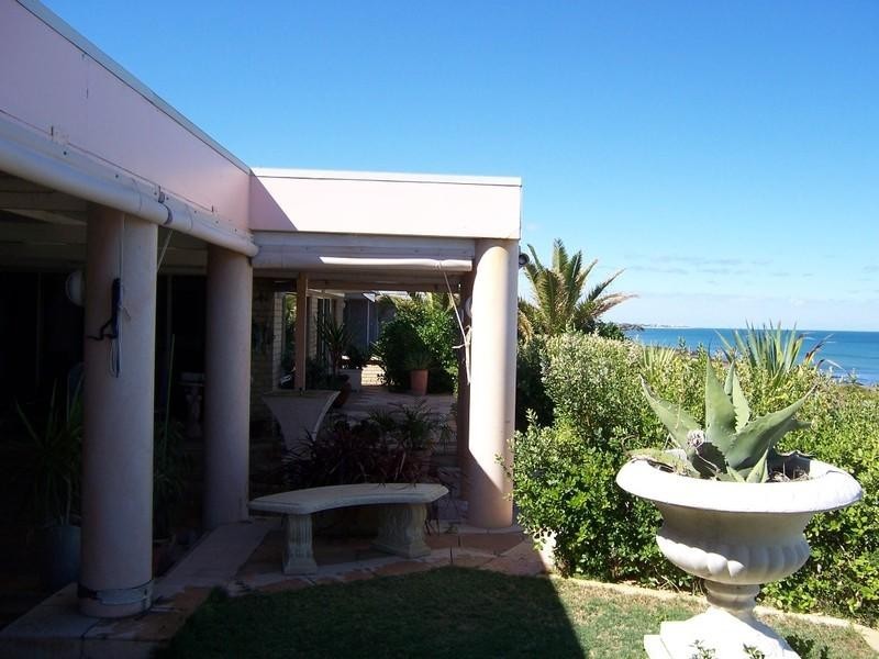 31 Caravel Way, Halls Head WA 6210