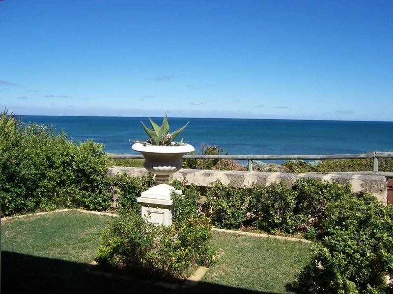 31 Caravel Way, Halls Head WA 6210