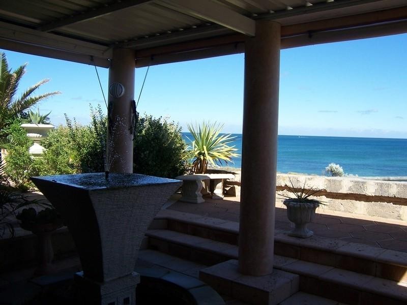 31 Caravel Way, Halls Head WA 6210