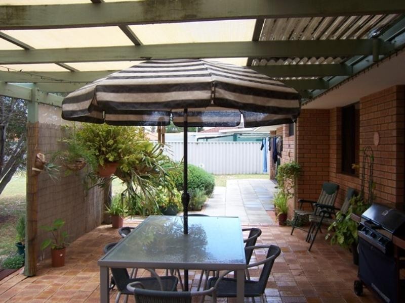 4 Linley Road, Wannanup WA 6210