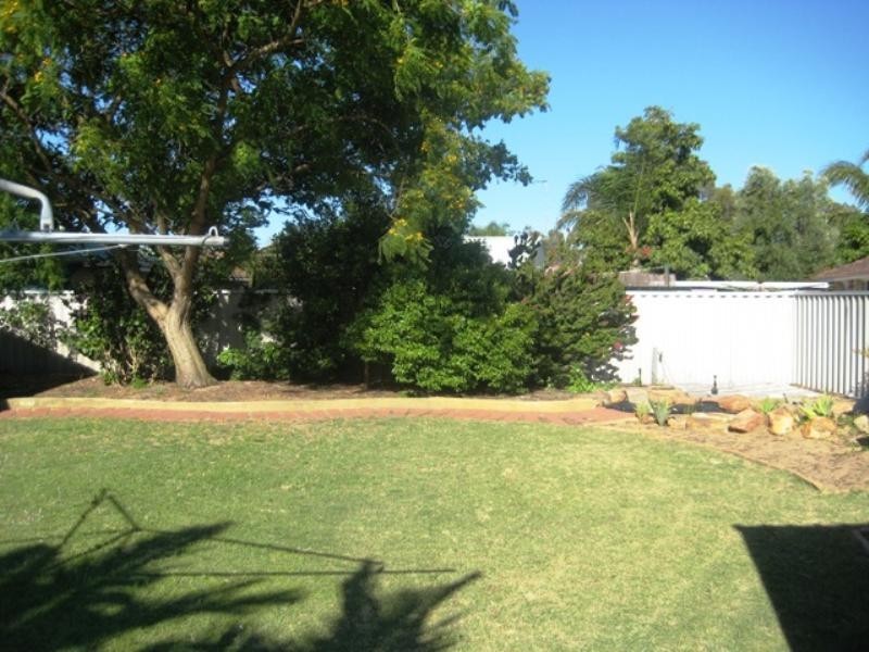 4 Times Circle, Greenfields WA 6210