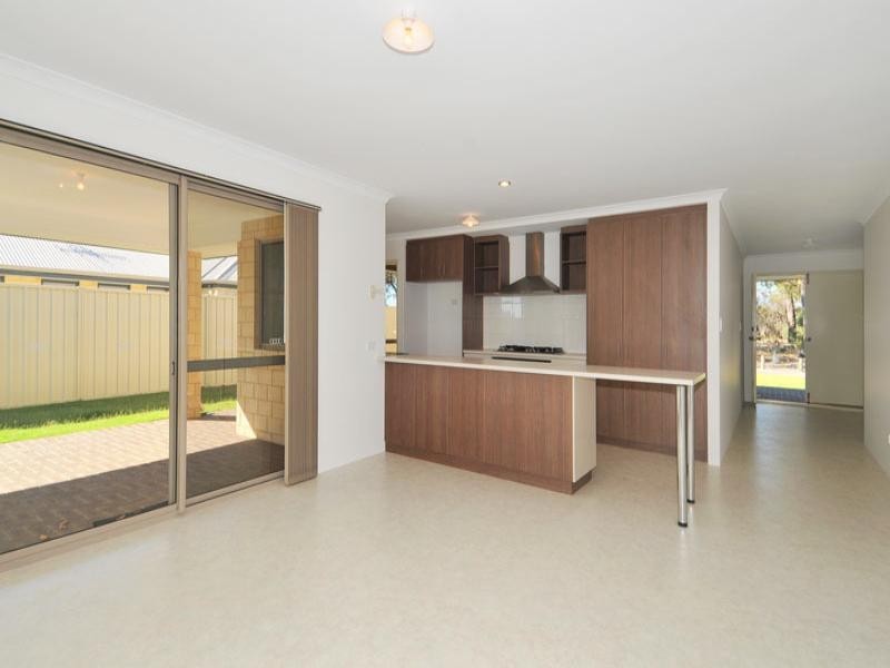 53 Len Howard, Erskine WA 6210