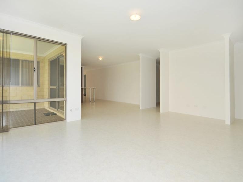 53 Len Howard, Erskine WA 6210