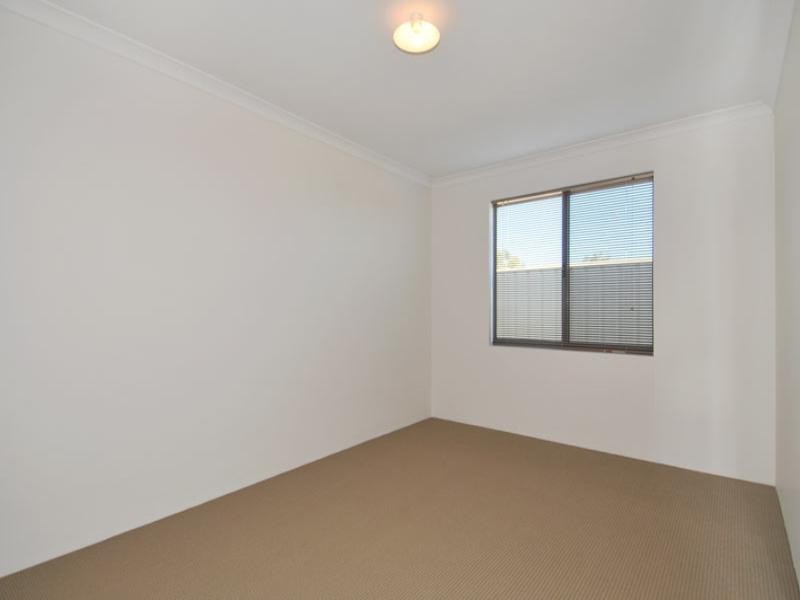 53 Len Howard, Erskine WA 6210