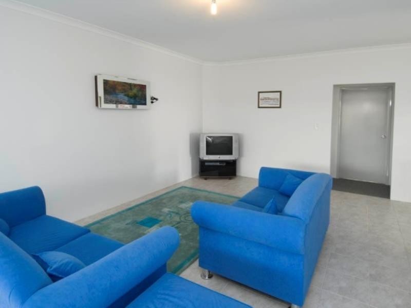 32 Tranquility Way, Halls Head WA 6210