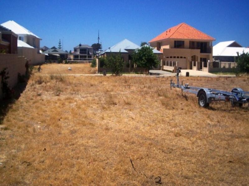 66 Aztec Island Retreat, Halls Head WA 6210