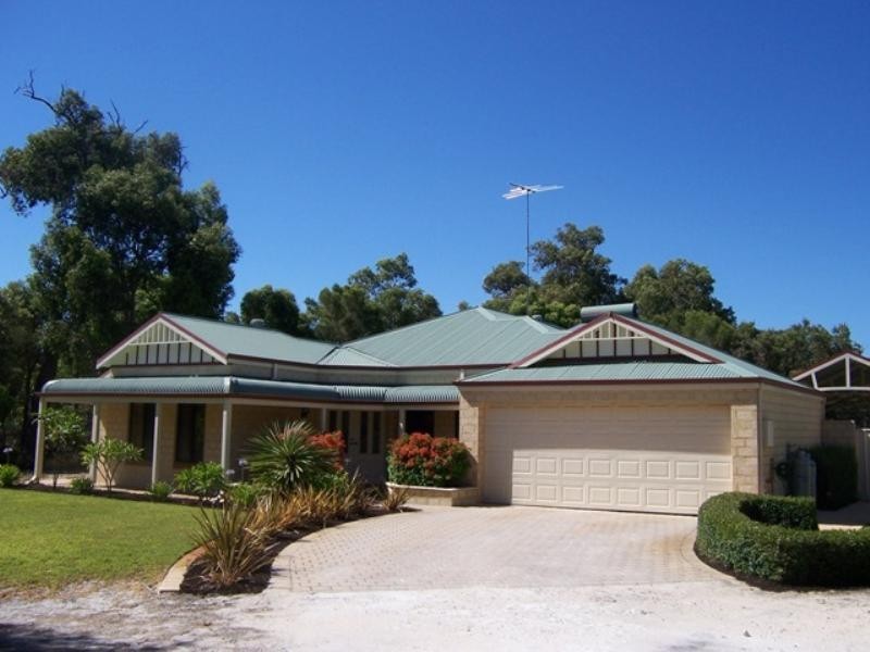 64 Marginata Road, Parklands WA 6180