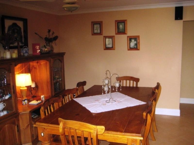 3 Grevillea Rise, Halls Head WA 6210