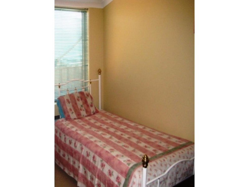 3 Grevillea Rise, Halls Head WA 6210