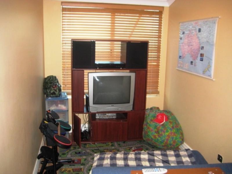 3 Grevillea Rise, Halls Head WA 6210