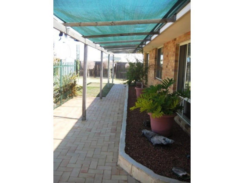 3 Grevillea Rise, Halls Head WA 6210