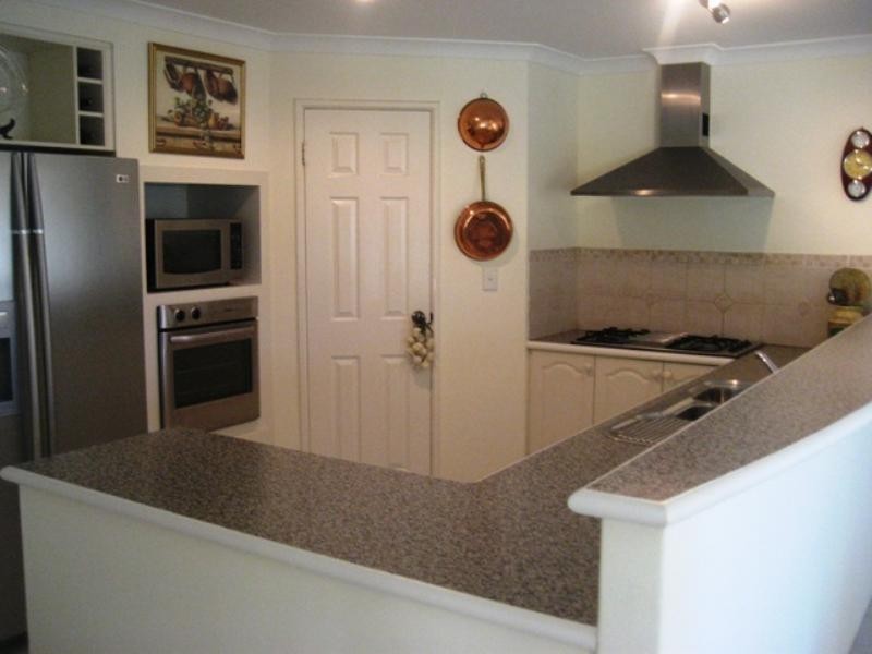 Meadow Springs WA 6210