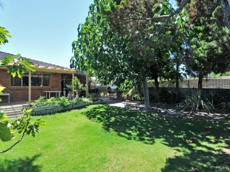 1 Priam Road, Silver Sands WA 6210