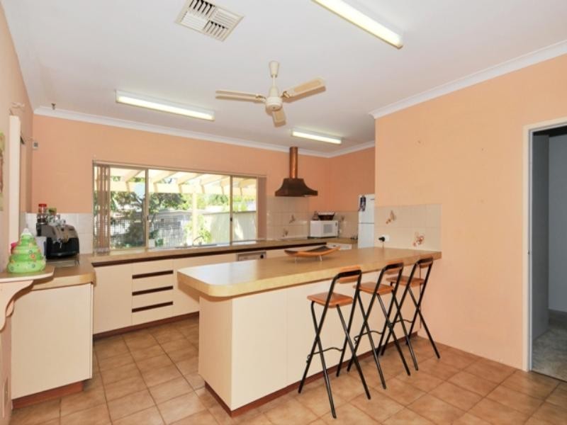 1 Priam Road, Silver Sands WA 6210