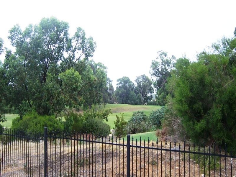 9 Waterville Retreat, Meadow Springs WA 6210