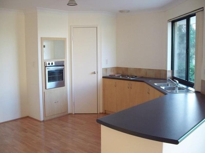 Madora Bay WA 6210