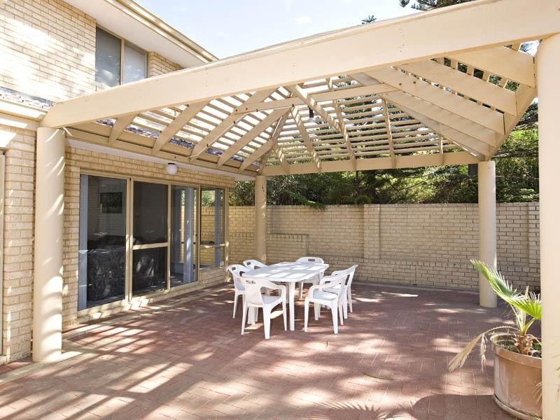 50b Halls Head Parade, Halls Head WA 6210