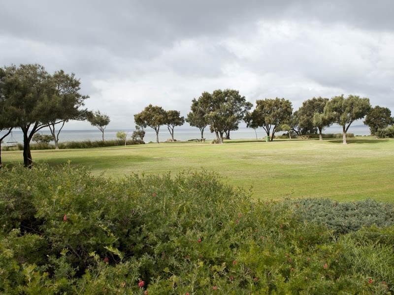 17 Governor Drive, Falcon WA 6210