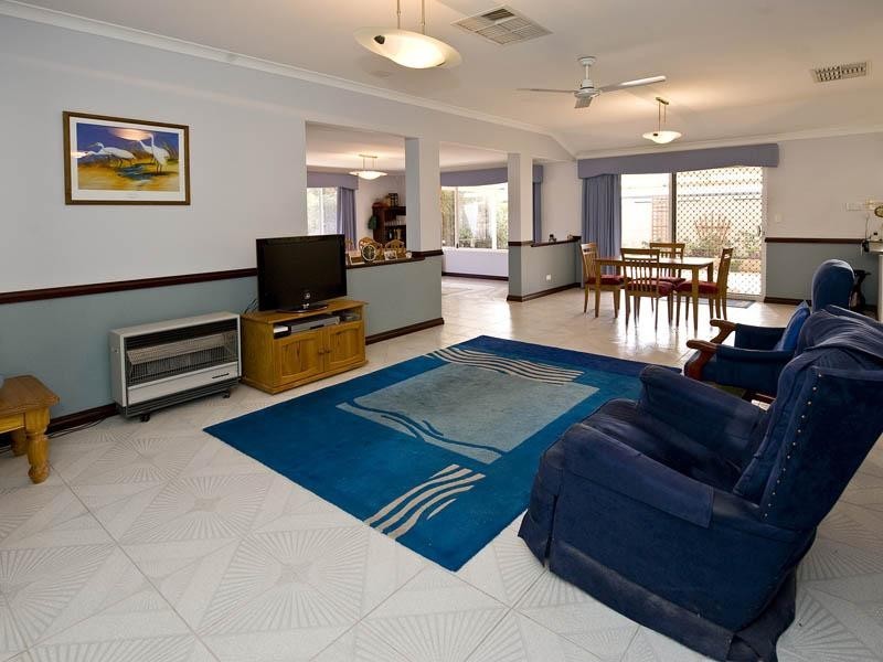 17 Governor Drive, Falcon WA 6210