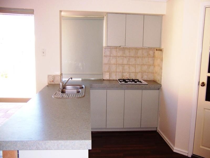 13 St Annes, Meadow Springs WA 6210