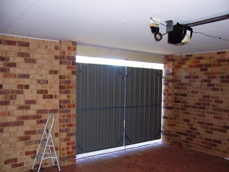 13 St Annes, Meadow Springs WA 6210