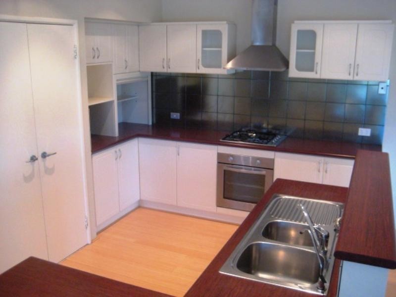 20 Ragamuffin Point, Halls Head WA 6210