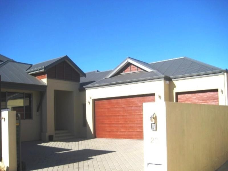 20 Ragamuffin Point, Halls Head WA 6210