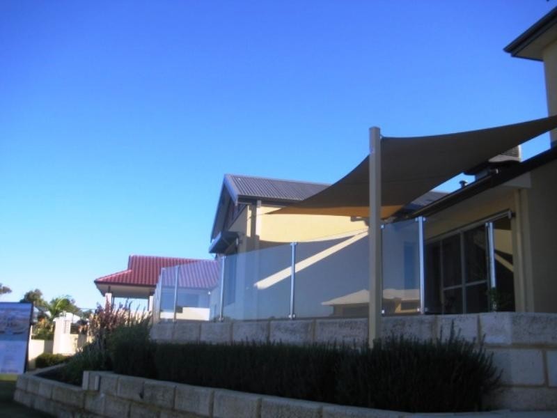 20 Ragamuffin Point, Halls Head WA 6210