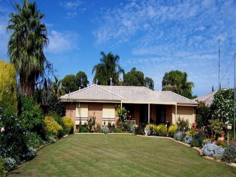 6 River Court, Greenfields WA 6210