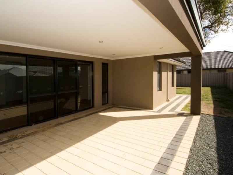 1 Jiri Lane, Wannanup WA 6210