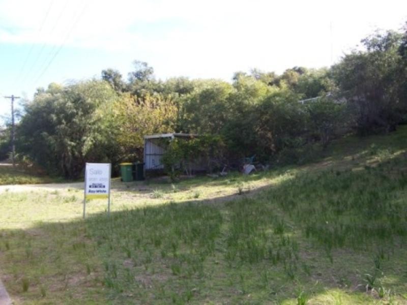 10 Hide-A-Way-Vale, Preston Beach WA 6215