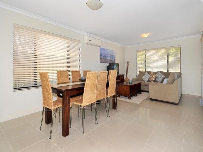 2/53 Gibson Street, Mandurah WA 6210