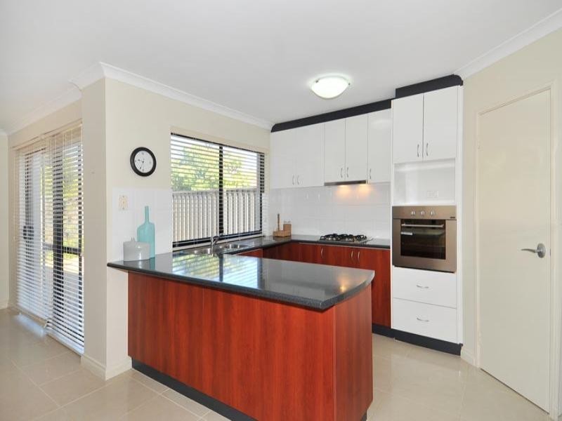 2/53 Gibson Street, Mandurah WA 6210