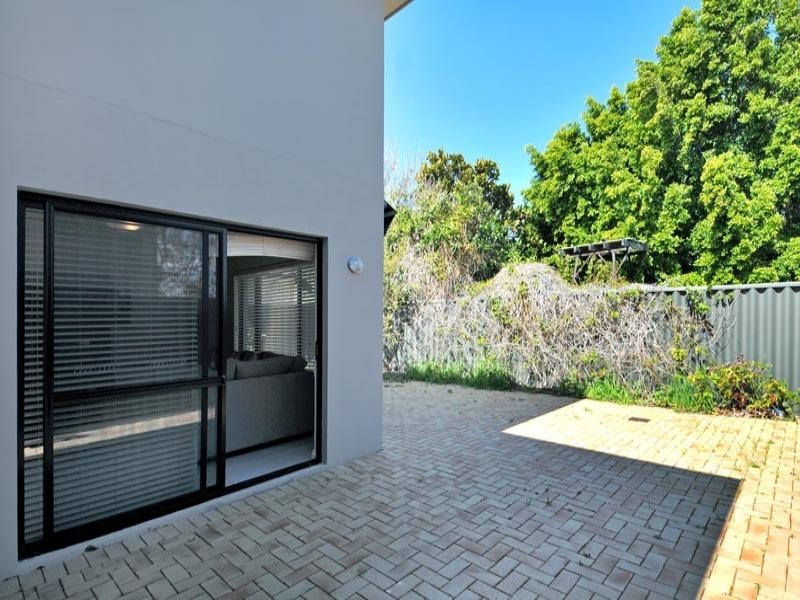 2/53 Gibson Street, Mandurah WA 6210