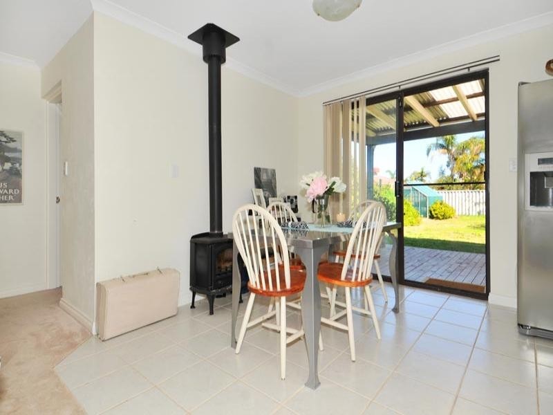 8 Phillips Way, North Yunderup WA 6208