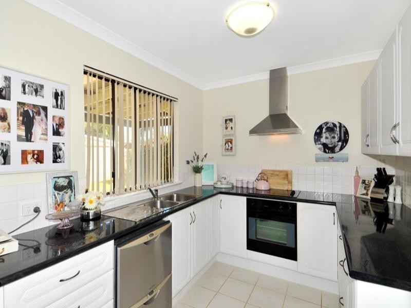 8 Phillips Way, North Yunderup WA 6208