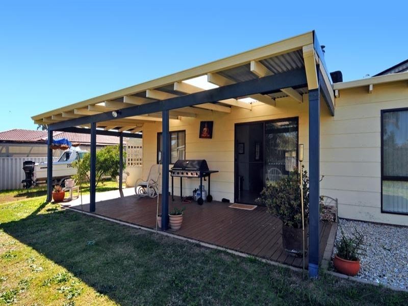 8 Phillips Way, North Yunderup WA 6208