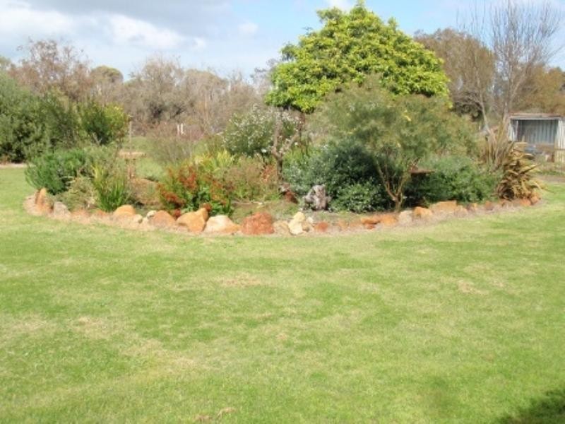38 Shenton Road, Barragup WA 6209