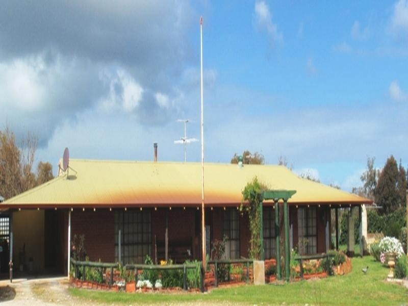 38 Shenton Road, Barragup WA 6209