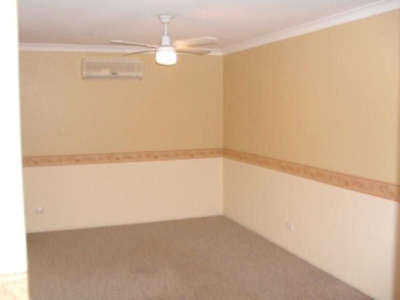 1/1A Yorrell Place, Halls Head WA 6210