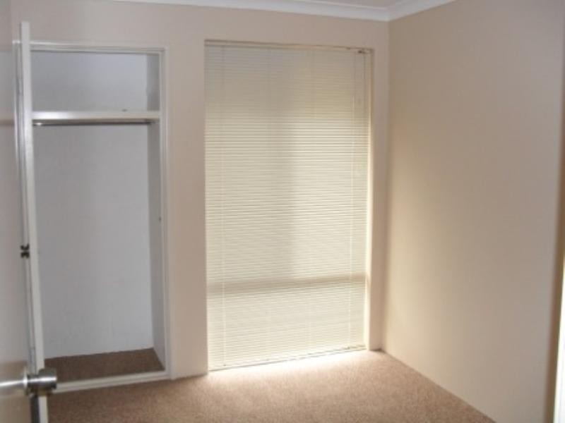 1/1A Yorrell Place, Halls Head WA 6210