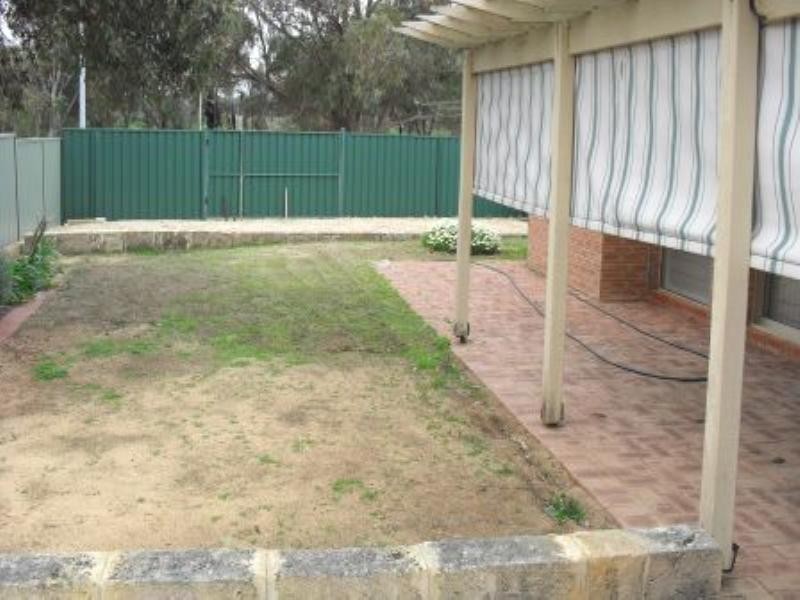 1/1A Yorrell Place, Halls Head WA 6210